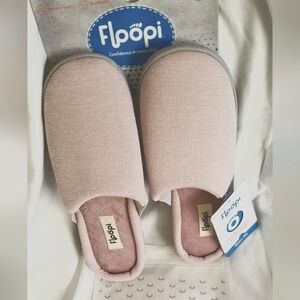 WOMEN'S FLOOPI LAILA CLOSED TOE CLOG SLIPPERS- PINK - LARGE (9-10)